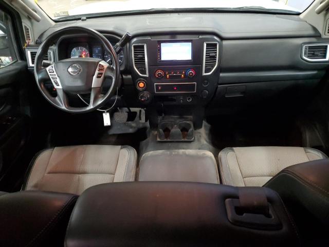 1N6AA1CJ4HN565522 - 2017 NISSAN TITAN S Srebrny zdjęcie 8