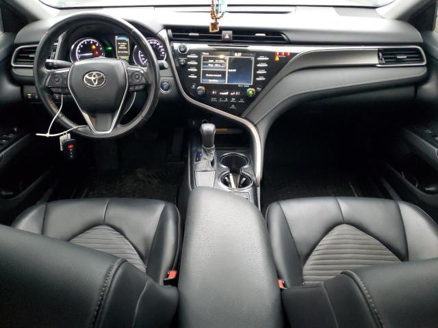 4T1J11AK1LU891304 - 2020 TOYOTA CAMRY SE BLACK photo 8