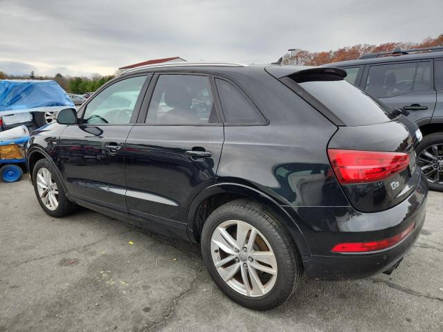 WA1ECCFS7JR032460 - 2018 AUDI Q3 PREMIUM Czarny zdjęcie 2