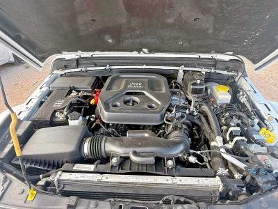 1C4HJXEN2LW213871 - 2020 JEEP WRANGLER U SAHARA WHITE photo 7