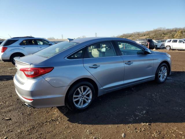 5NPE24AF3HH492905 - 2017 HYUNDAI SONATA SE GRAY photo 3