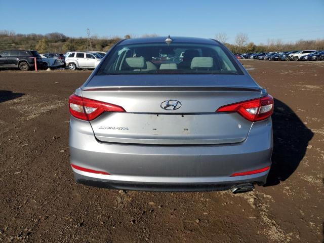 5NPE24AF3HH492905 - 2017 HYUNDAI SONATA SE GRAY photo 6