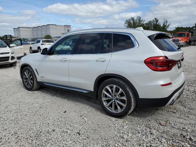 5UXTR9C55JLD63250 - 2018 BMW X3 XDRIVE30I თეთრი ფოტო 2
