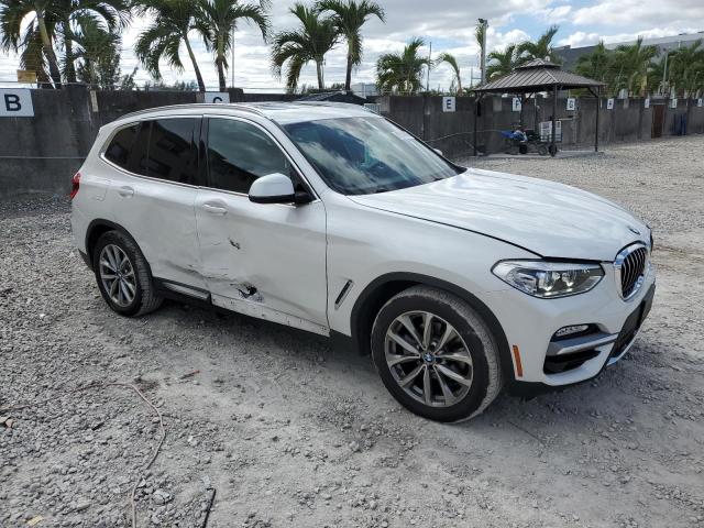 5UXTR9C55JLD63250 - 2018 BMW X3 XDRIVE30I თეთრი ფოტო 4