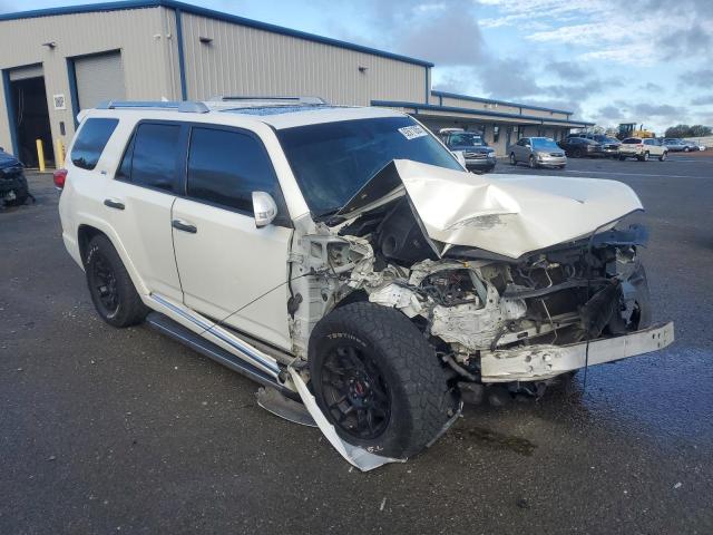 JTEZU5JR8D5049053 - 2013 TOYOTA 4RUNNER SR5 白色 照片 4