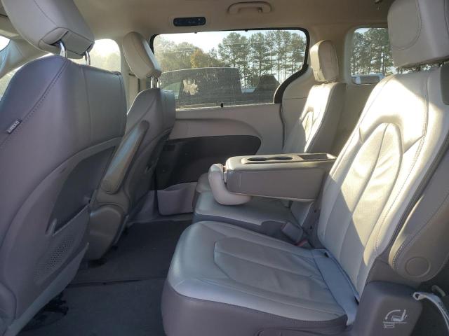 2C4RC1BGXJR246527 - 2018 CHRYSLER PACIFICA TOURING L WHITE photo 11