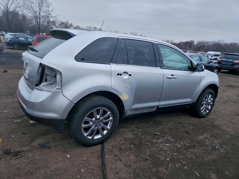2FMDK4JC7DBB93534 - 2013 FORD EDGE SEL SILVER photo 3