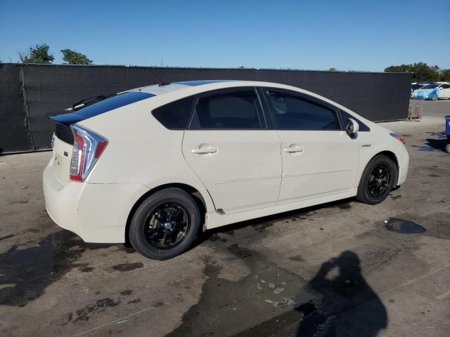 JTDKN3DU9F0439991 - 2015 TOYOTA PRIUS WHITE photo 3