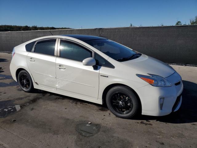 JTDKN3DU9F0439991 - 2015 TOYOTA PRIUS WHITE photo 4