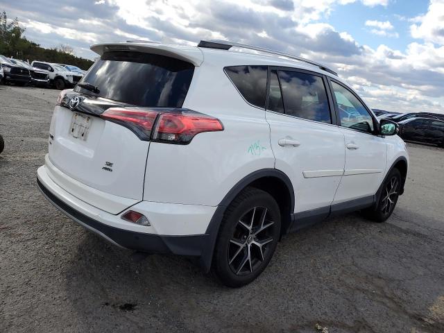 2T3JFREV0HW607082 - 2017 TOYOTA RAV4 SE 白色 照片 3