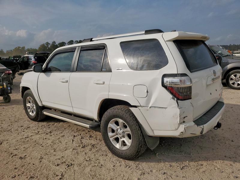 JTENU5JR4N6065888 - 2022 TOYOTA 4RUNNER SR5/SR5 PREMIUM Белый фото 2