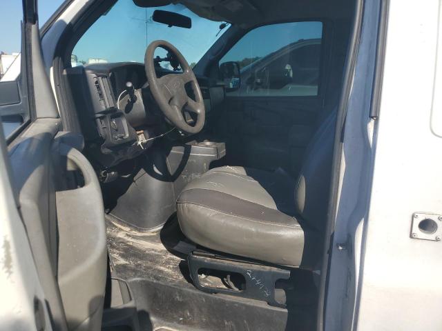 1GCFG15X651221718 - 2005 CHEVROLET EXPRESS WHITE photo 7