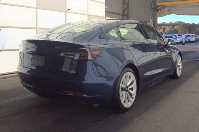 5YJ3E1EA4PF493005 - 2023 TESLA MODEL 3 BLUE photo 4