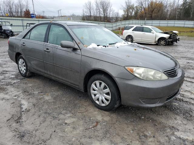 4T1BE32K55U592274 - 2005 TOYOTA CAMRY LE GRAY photo 4