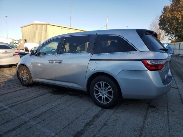 5FNRL5H63BB090429 - 2011 HONDA ODYSSEY EXL SILVER photo 2