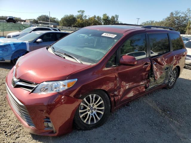 2018 TOYOTA SIENNA XLE, 