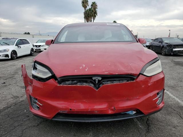 5YJXCAE23HF067744 - 2017 TESLA MODEL X Czerwony zdjęcie 5