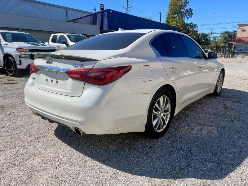 JN1EV7AP8JM360111 - 2018 INFINITI Q50 LUXE 白色 照片 4