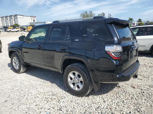 JTEEU5JRXR5310625 - 2024 TOYOTA 4RUNNER SR5 黑色 照片 2