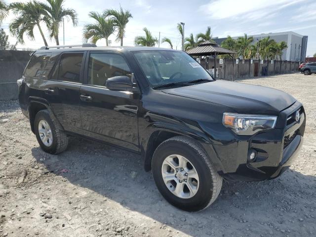 JTEEU5JRXR5310625 - 2024 TOYOTA 4RUNNER SR5 黑色 照片 4