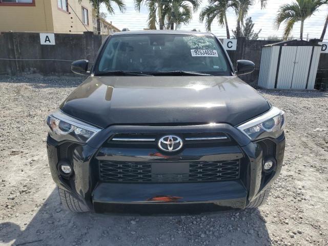 JTEEU5JRXR5310625 - 2024 TOYOTA 4RUNNER SR5 黑色 照片 5