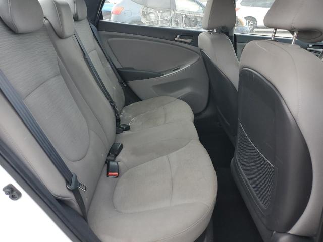 KMHCT4AE5HU251201 - 2017 HYUNDAI ACCENT SE 白色 照片 10