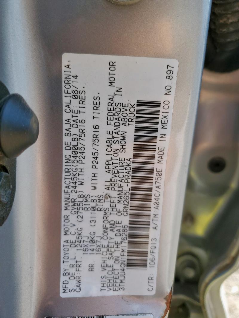 3TMJU4GN1FM176286 - 2015 TOYOTA TACOMA DOUBLE CAB PRERUNNER SILVER photo 12