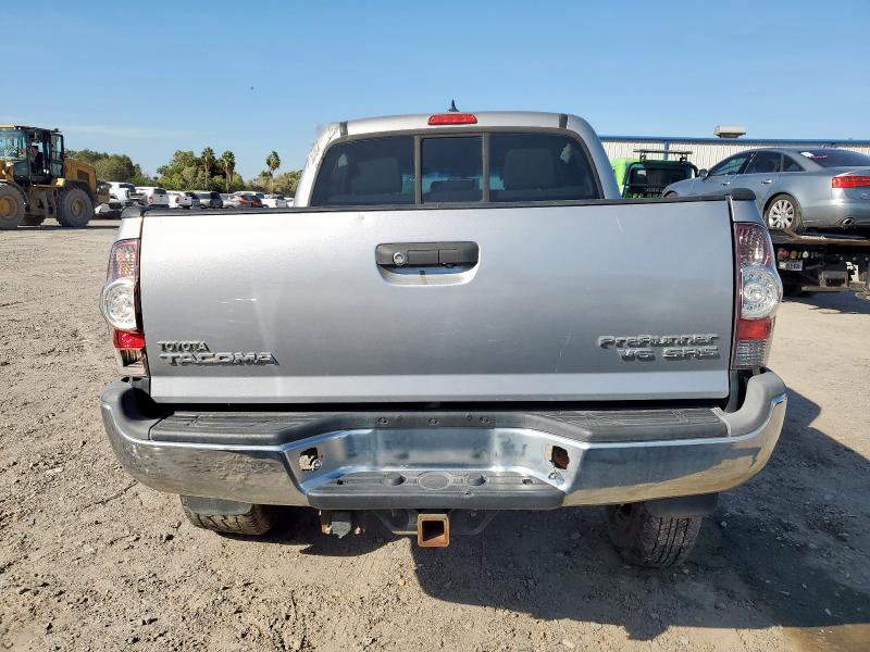 3TMJU4GN1FM176286 - 2015 TOYOTA TACOMA DOUBLE CAB PRERUNNER SILVER photo 6