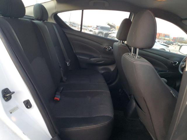 3N1CN7AP7KL876060 - 2019 NISSAN VERSA S Білий фото 10