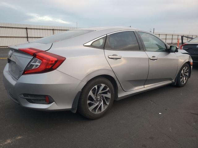 2HGFC2F71GH528672 - 2016 HONDA CIVIC EX SILVER photo 3