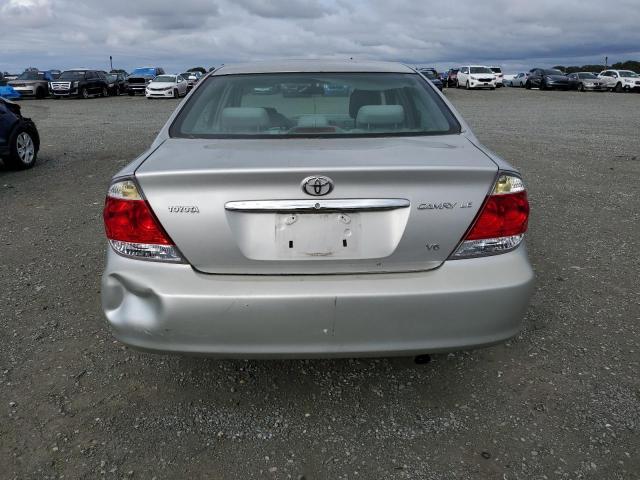 4T1BF30K05U592215 - 2005 TOYOTA CAMRY LE SILVER photo 6
