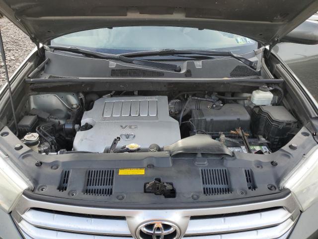 5TDBK3EH8DS178700 - 2013 TOYOTA HIGHLANDER BASE Зеленый фото 12