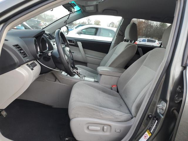 5TDBK3EH8DS178700 - 2013 TOYOTA HIGHLANDER BASE Зеленый фото 7