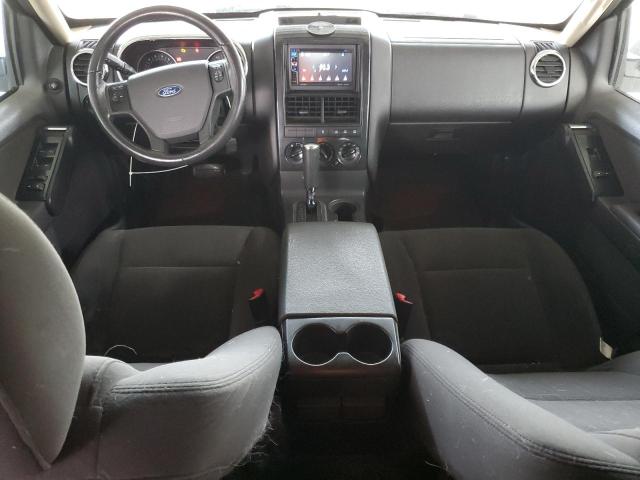 1FMEU7DE1AUA43339 - 2010 FORD EXPLORER XLT 银色 照片 8