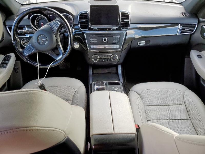 4JGDA5JB4JB000886 - 2018 MERCEDES-BENZ GLE 350 Czarny zdjęcie 8