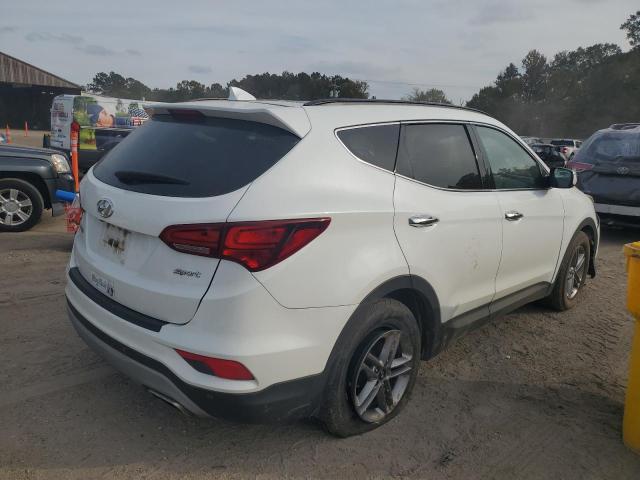 5XYZU3LB4JG567480 - 2018 HYUNDAI SANTA FE S WHITE photo 3