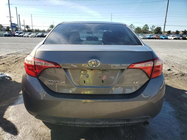 2T1BURHE3JC982583 - 2018 TOYOTA COROLLA L 棕色 照片 6