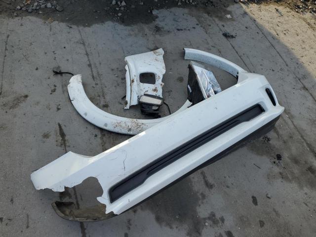 1C6RR7FT0HS711602 - 2017 RAM 1500 ST WHITE photo 12