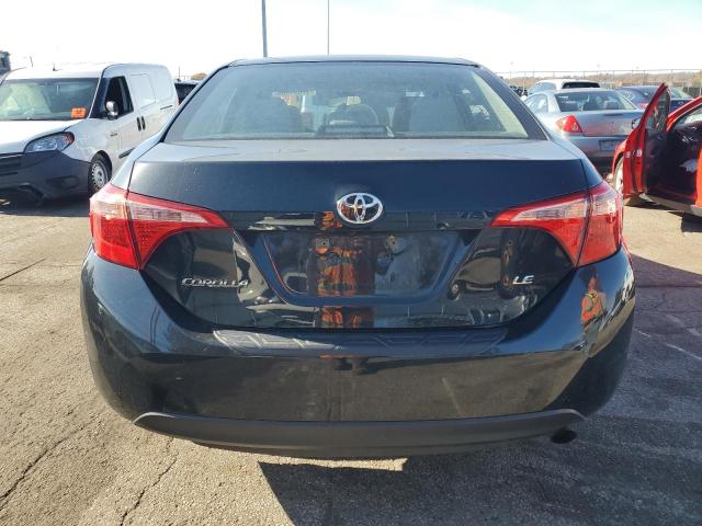 2T1BURHE1JC030617 - 2018 TOYOTA COROLLA L შავი ფოტო 6