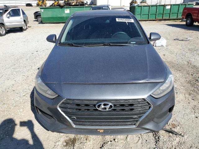 3KPC24A3XJE026489 - 2018 HYUNDAI ACCENT SE Boz foto 5