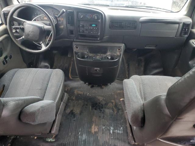 1GAHG39R421196516 - 2002 CHEVROLET EXPRESS G3 თეთრი ფოტო 8