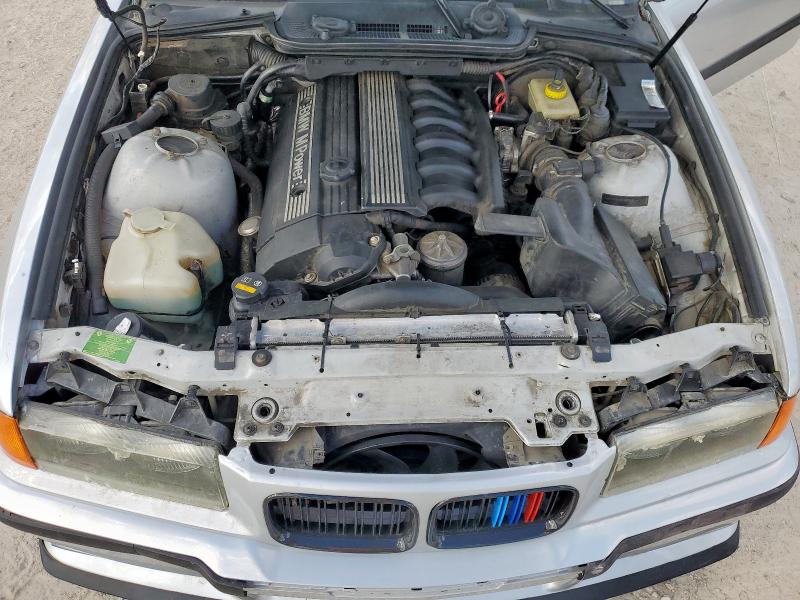 WBSBK033XWEC39667 - 1998 BMW M3 AUTOMATIC SILVER photo 11