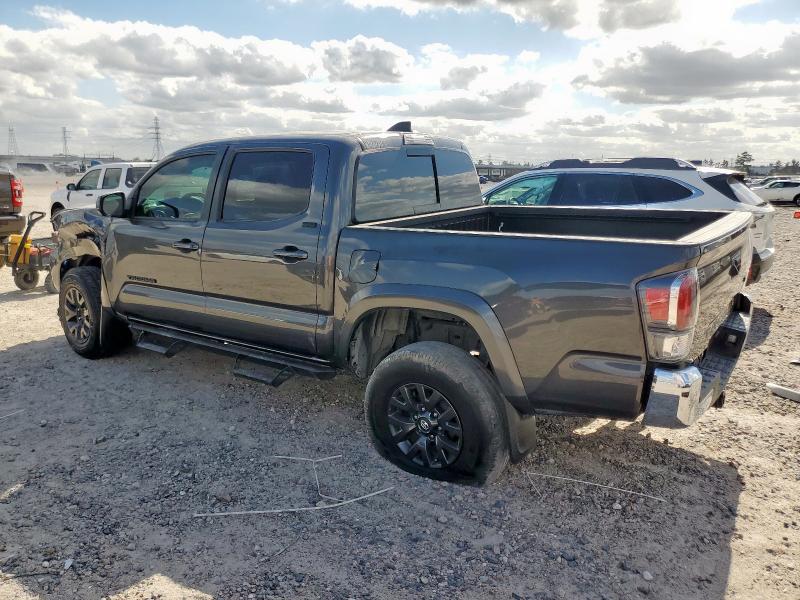 3TYAZ5CN8PT034567 - 2023 TOYOTA TACOMA DOUBLE CAB GRAY photo 2