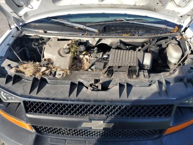 1GCFG15T341192903 - 2004 CHEVROLET EXPRESS G1 白色 照片 12