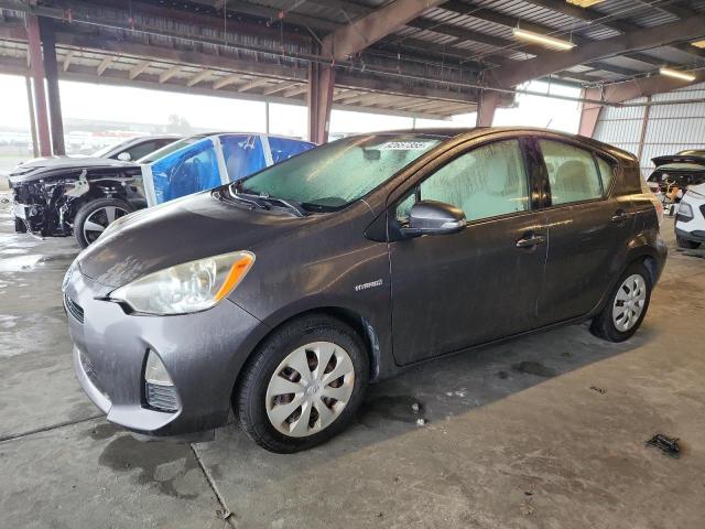 2013 TOYOTA PRIUS C, 