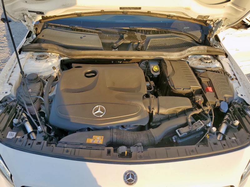 WDCTG4EB4KU002396 - 2019 MERCEDES-BENZ GLA 250 WHITE photo 11