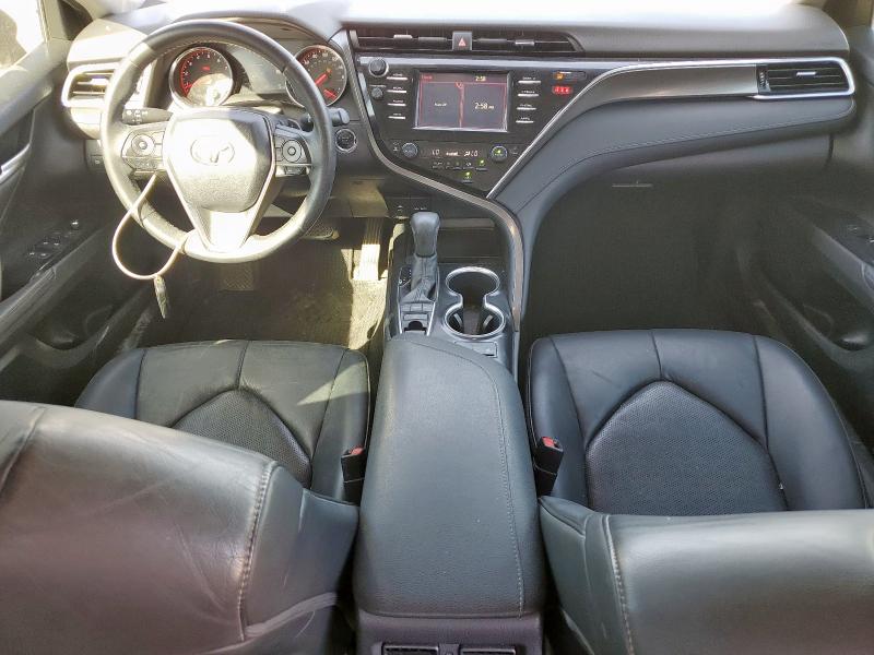 4T1B61HK2JU657536 - 2018 TOYOTA CAMRY XSE Burgund zdjęcie 8