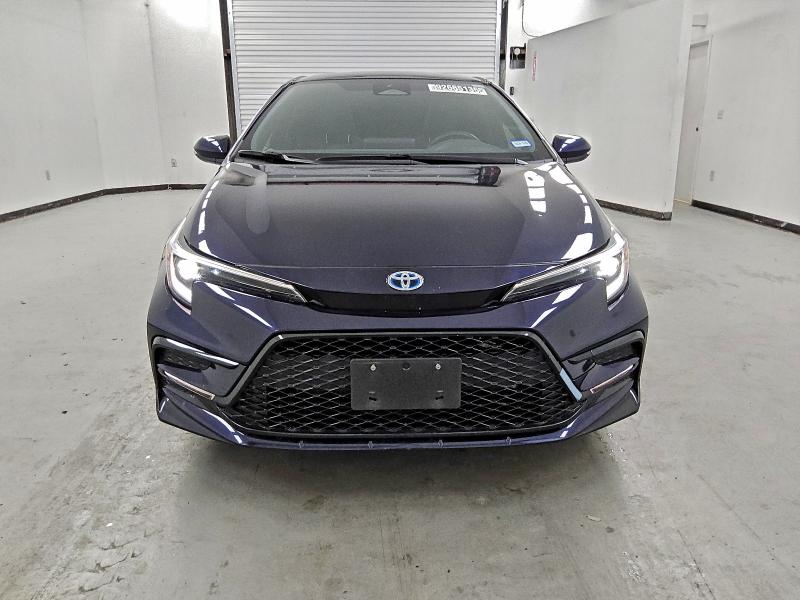 JTDBDMHE7RJ008043 - 2024 TOYOTA COROLLA LE BLUE photo 5