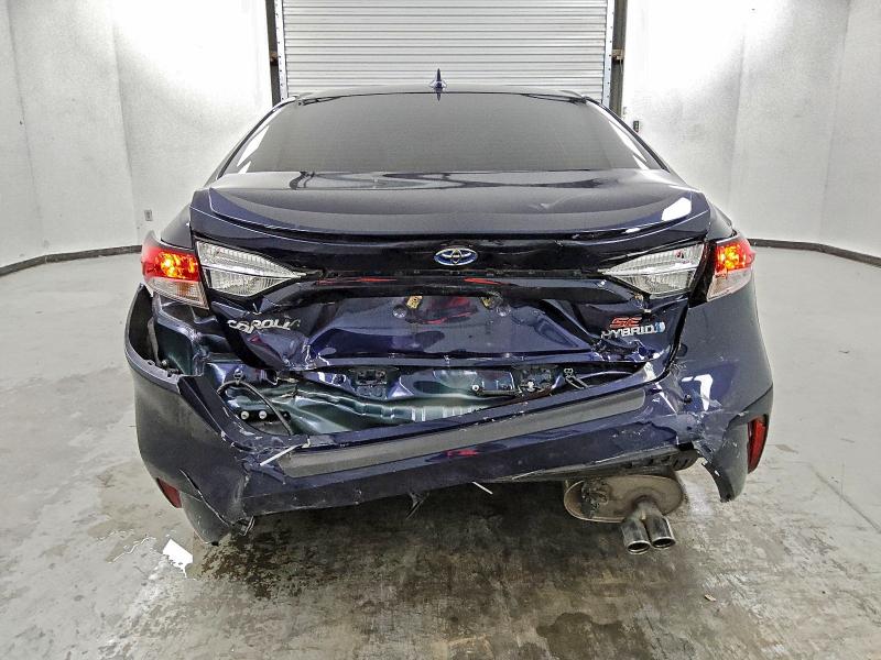 JTDBDMHE7RJ008043 - 2024 TOYOTA COROLLA LE BLUE photo 6