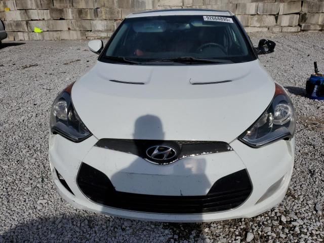 KMHTC6AD7CU067647 - 2012 HYUNDAI VELOSTER أبيض صورة 5